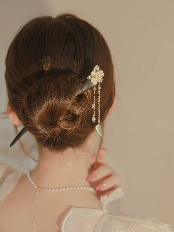 Antique Gardenia Jasmine Tassel Hairpin Wooden Simple Modern Hair Accessories - Dorabear