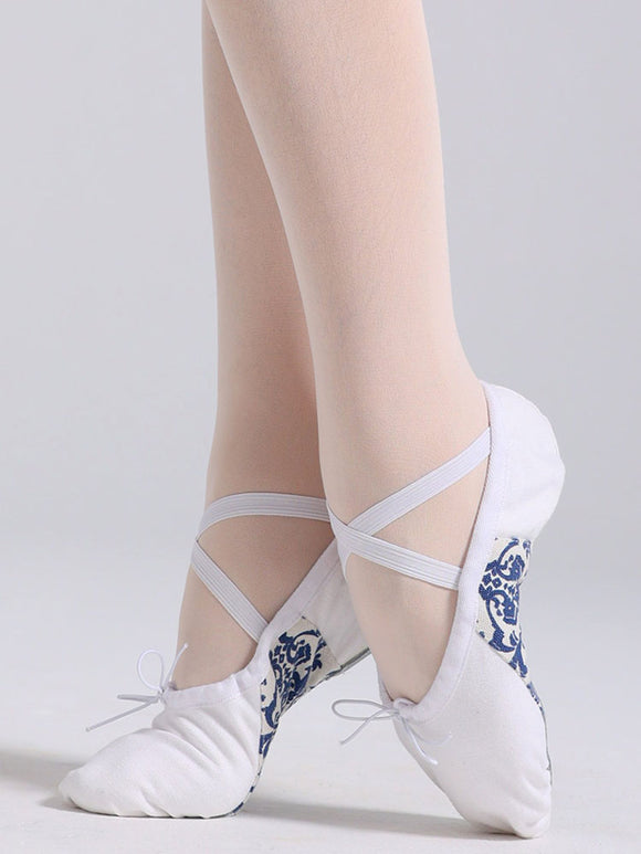 Soft Sole White Exercise Shoes Ballet Special Cat Claw Shoes - Dorabear